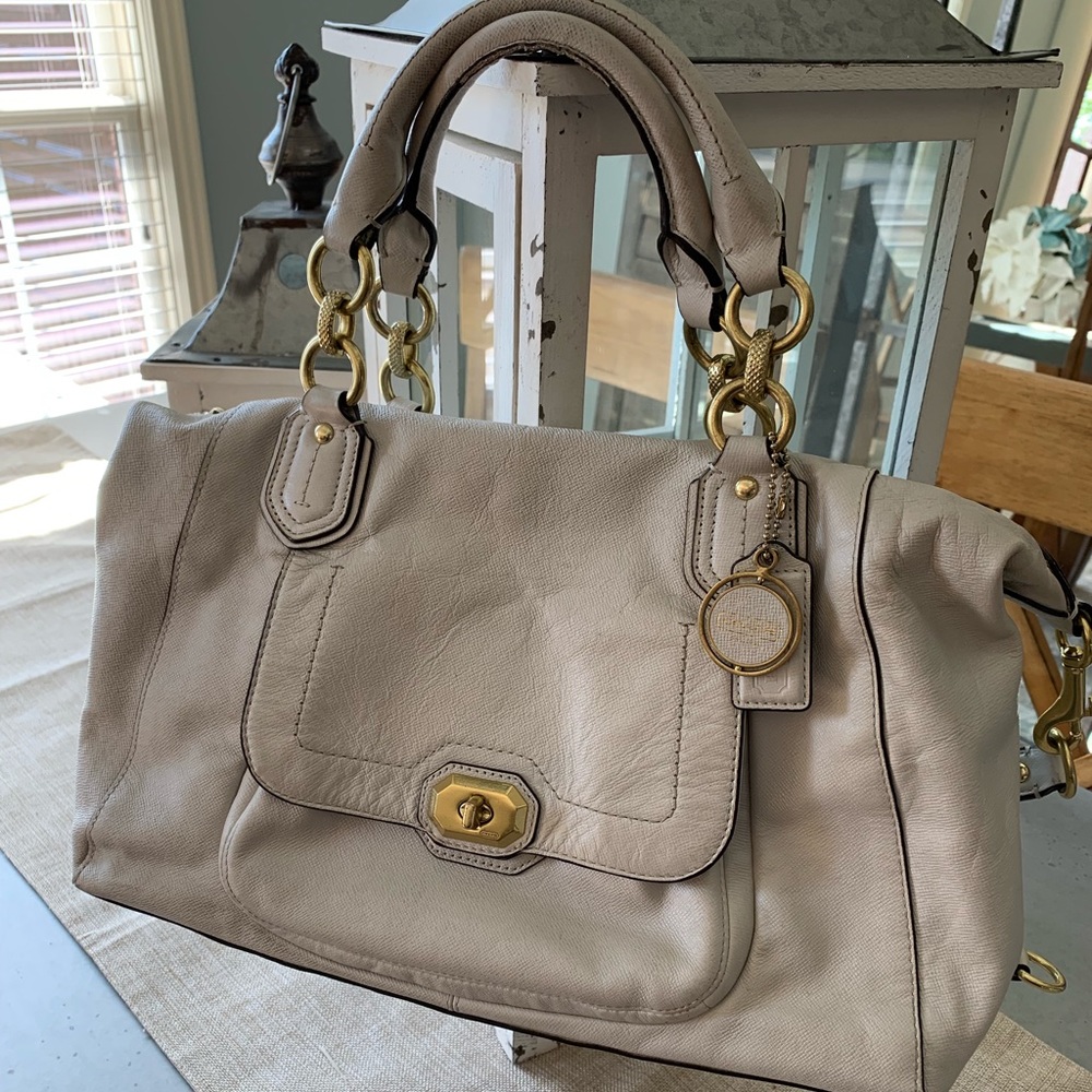 Authentic Coach Purse 👜